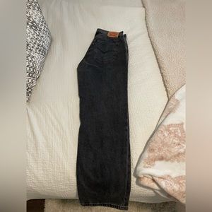Levi Low Pro Black Jeans